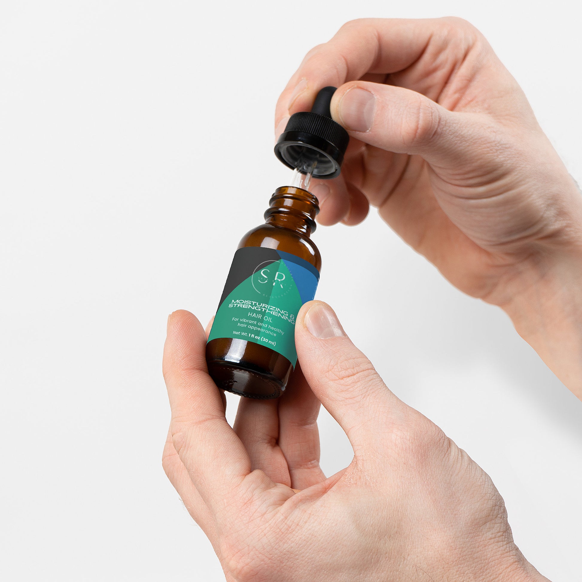 Moisturizing and Strengthening Hair Oil